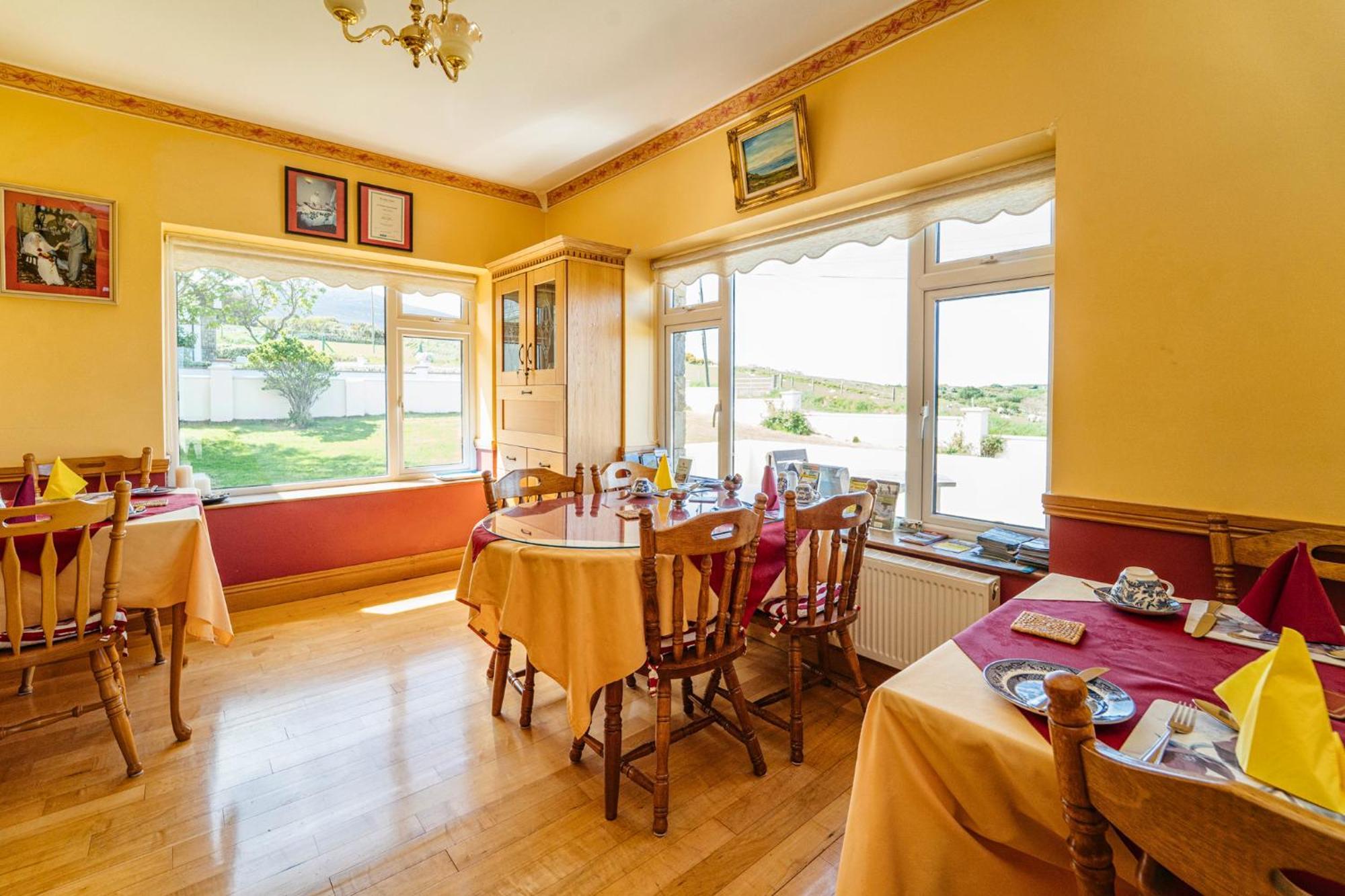 Bertra House B&B ウェストポート エクステリア 写真