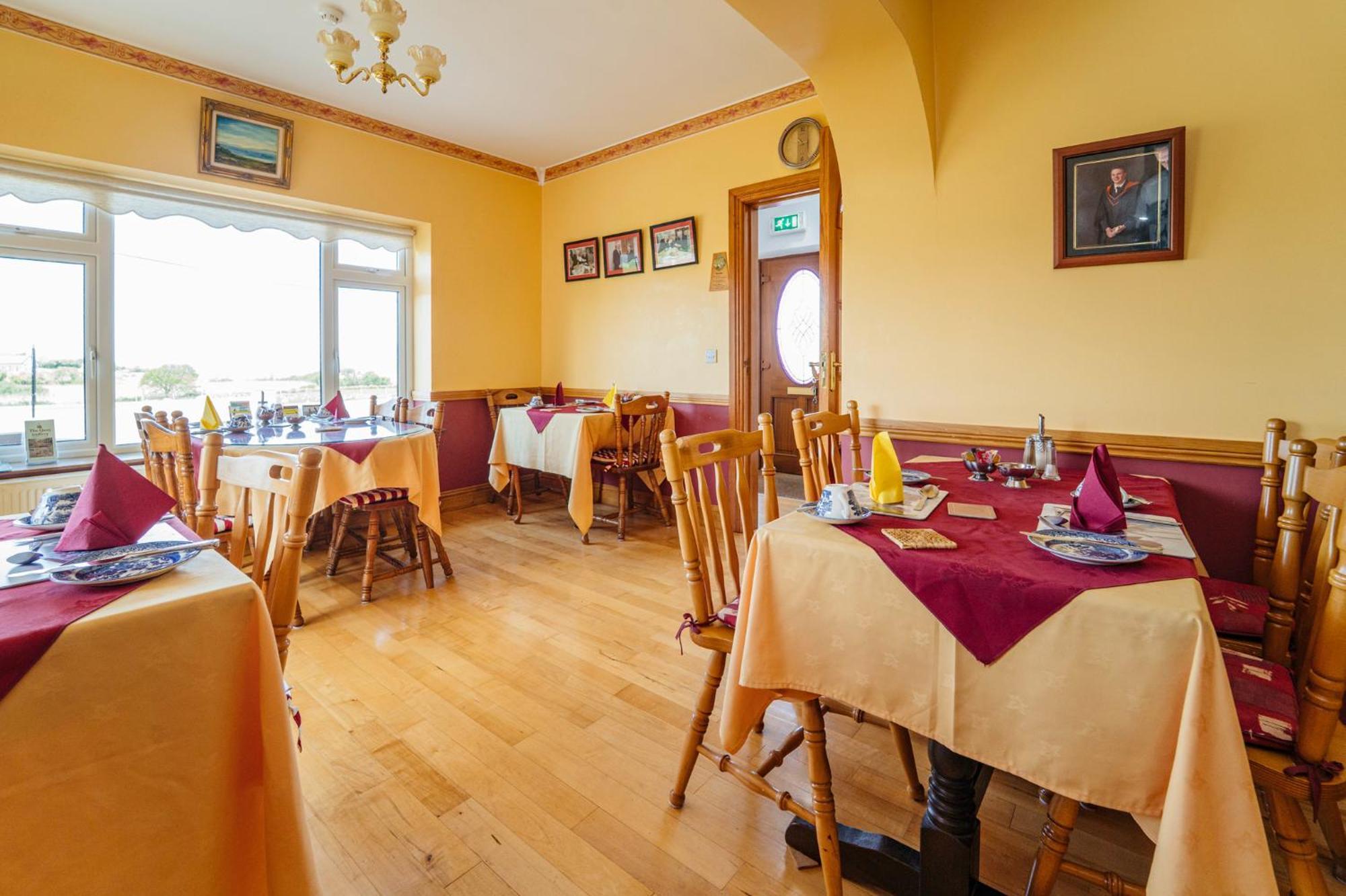 Bertra House B&B ウェストポート エクステリア 写真